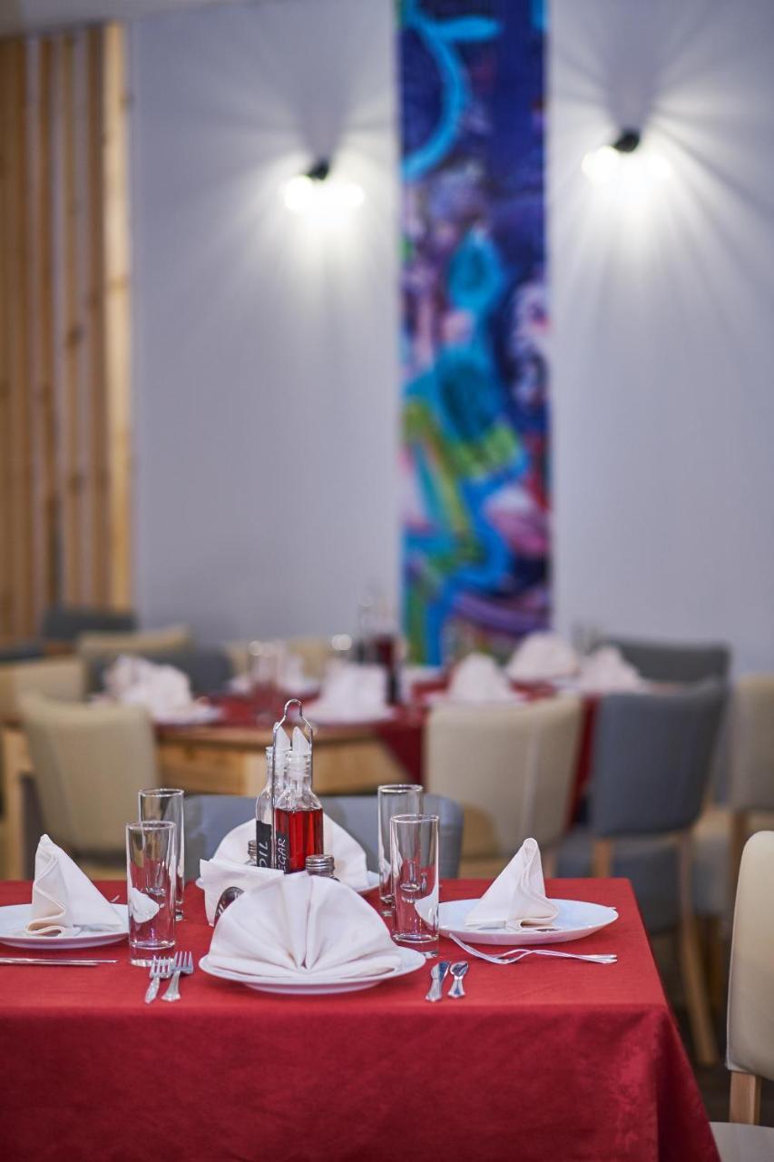 Mountain Paradise By The Walnut Trees - Free Wellness Apart Otel
